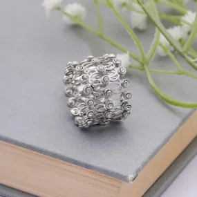 Fine Minimalist Ring