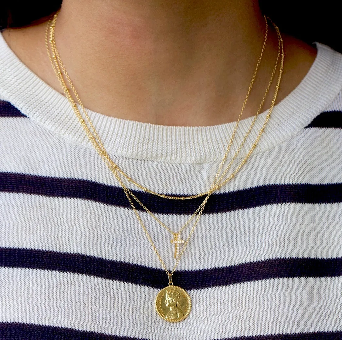 Minimal Satellite Chain Necklace