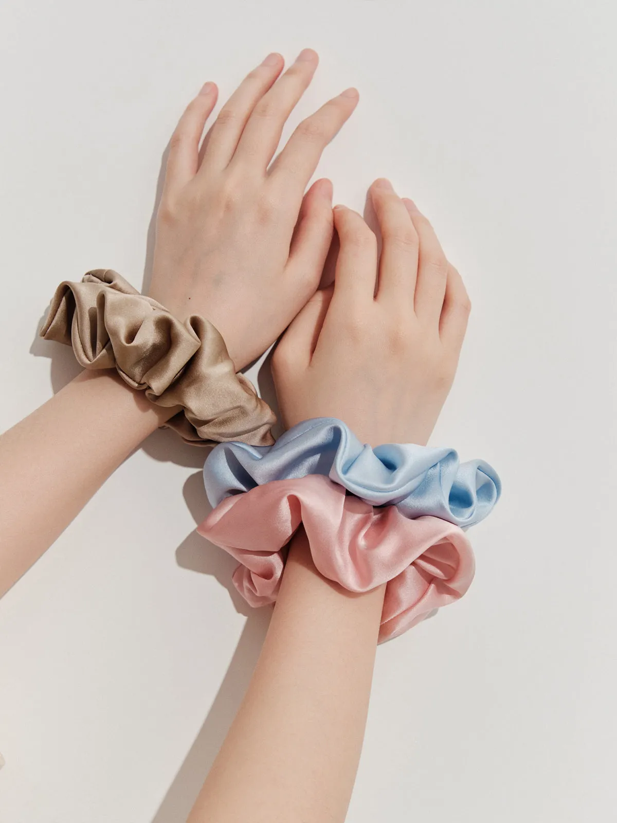 "Silken Hair" Silk Scrunchie Hair Tie - Khaki